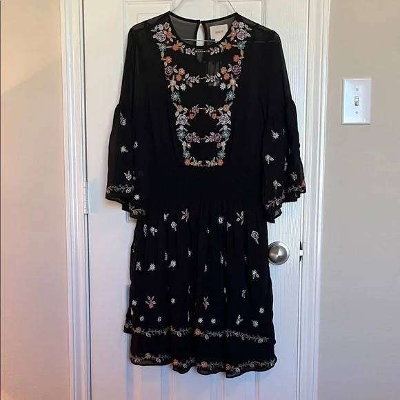 NWT Anthropologie Maeve Embroidered Floral Dress - Picture 1 of 13